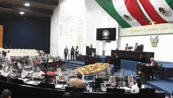 Congreso de Hidalgo suspende a regidor que golpeo a su hijo de 5 años