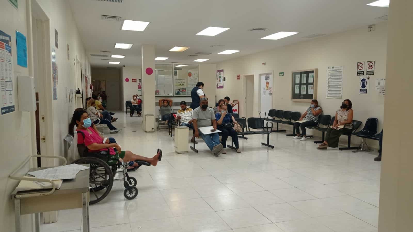 El hospital refuerza el ingreso de los pacientes para evitar brotes de enfermedades.