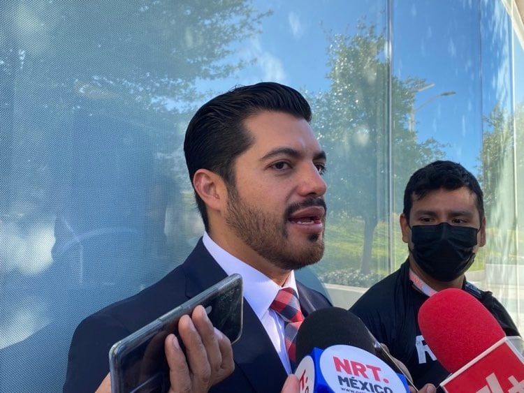 El alcalde de Arteaga, Ramiro Durán.