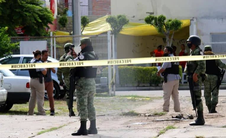 Entran a un funeral y matan a 4 personas que estaban de luto