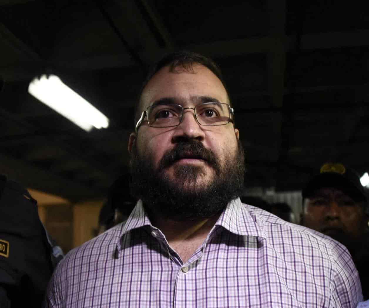 Duarte niega haber remplazado medicamentos a niños con cáncer con agua