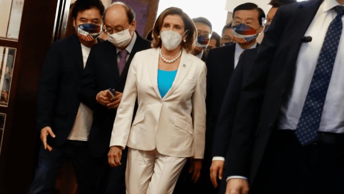 Nancy Pelosi deja Taiwán y llega a Corea del Sur