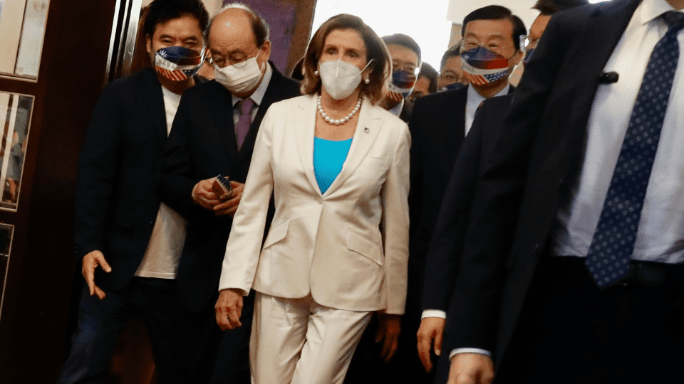 Nancy Pelosi deja Taiwán y llega a Corea del Sur