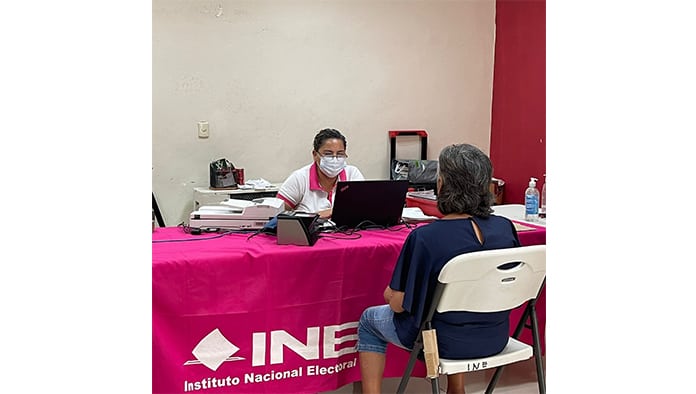 El Ayuntamiento a través del INE convocan a personas mayores de 18 años  a realizar tus trámites.