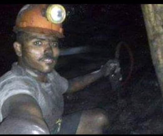 Minero sobreviviente, espera un milagro