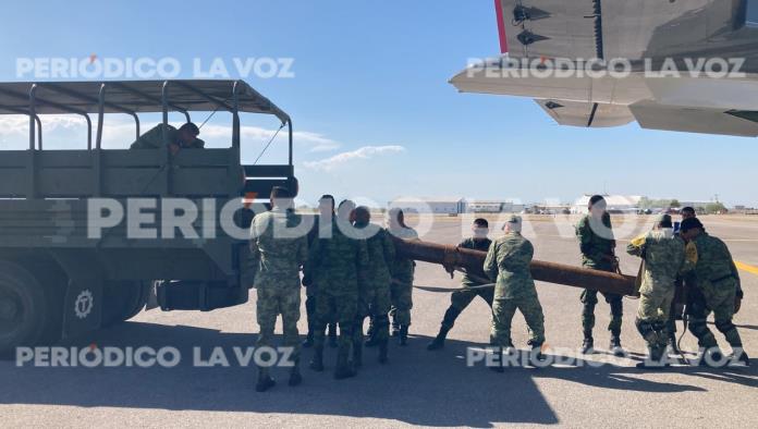 Llegan buzos a rescate  en Mina de Agujita