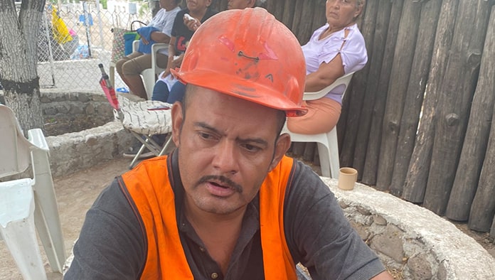 José Luis Amaya González, rescatista.