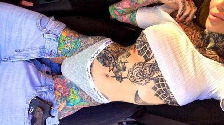 “Soy valiente”: persona con más tatuajes en sus partes íntimas
