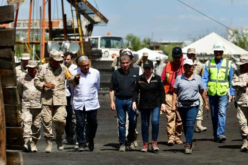 Revisan AMLO y MARS acciones del rescate