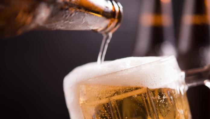 AMLO propone dejar de producir cerveza en el norte de México por sequia