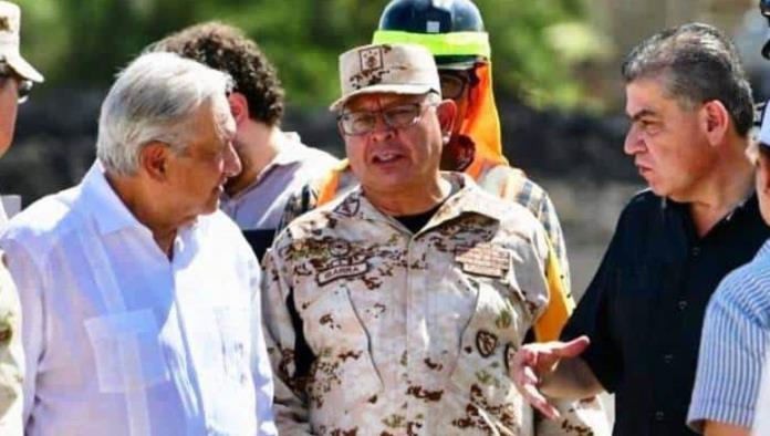 “Vamos a sacarlos”; Visita AMLO la mina
