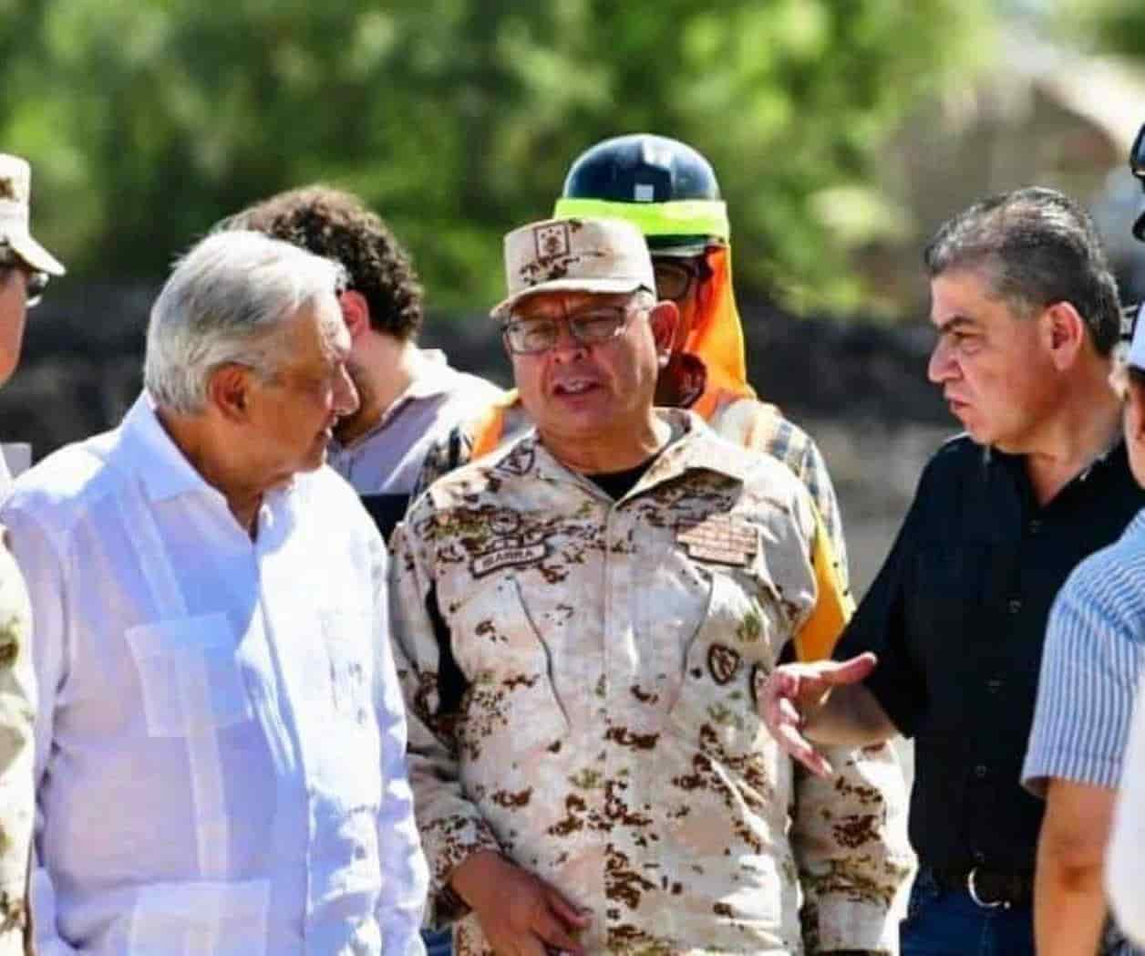“Vamos a sacarlos”; Visita AMLO la mina
