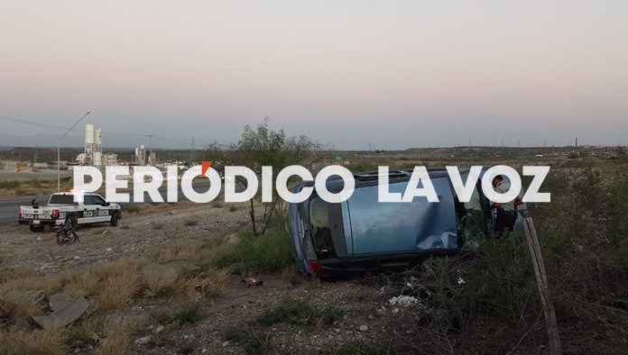 Adormilado trabajador dormitó y volcó.