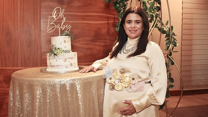 Mónica en la dulce espera