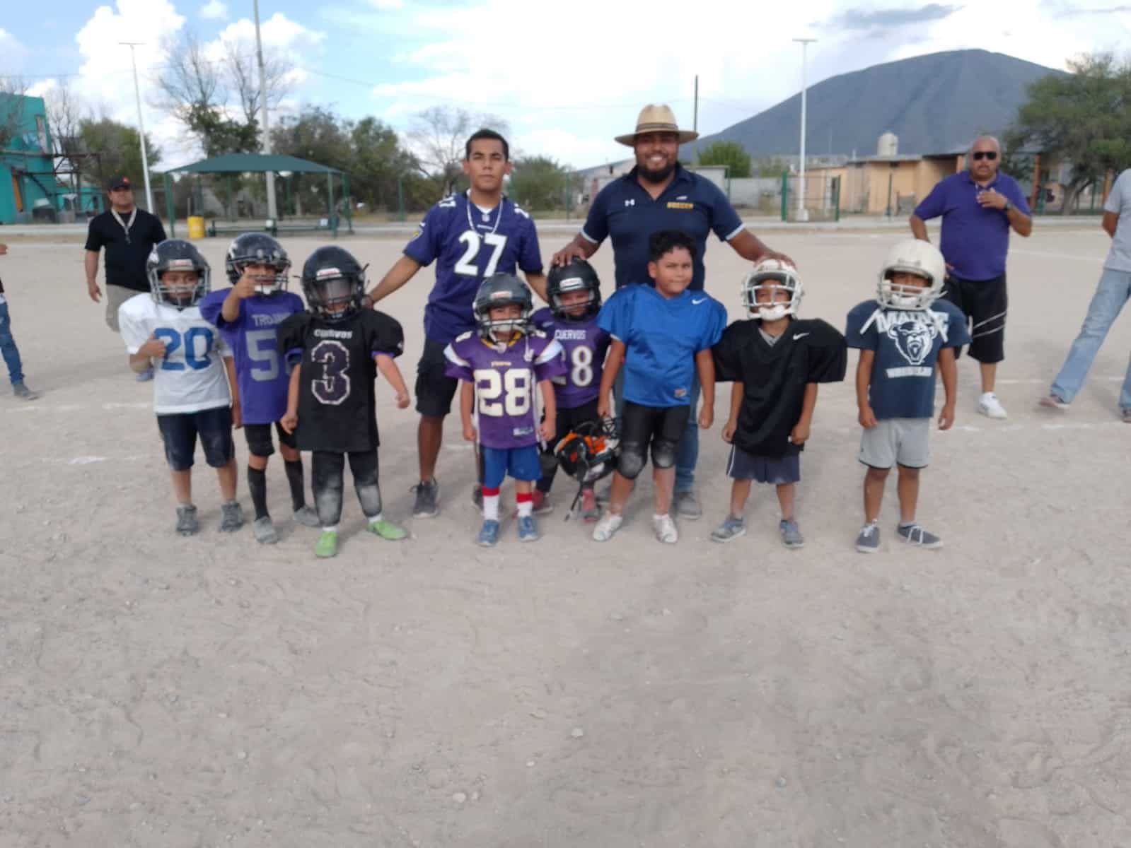 Regresan al futbol americano
