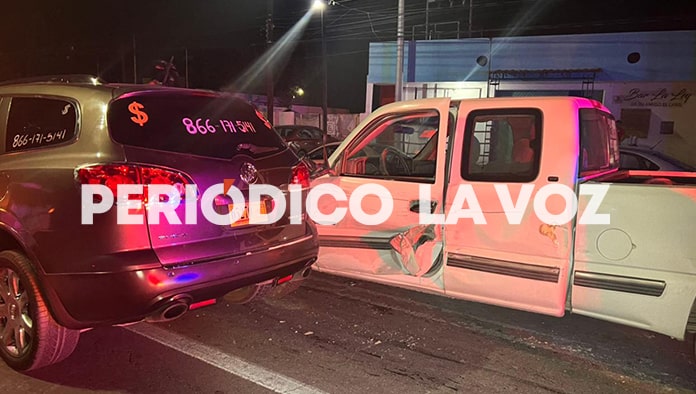 Hace carambola y abandona camioneta
