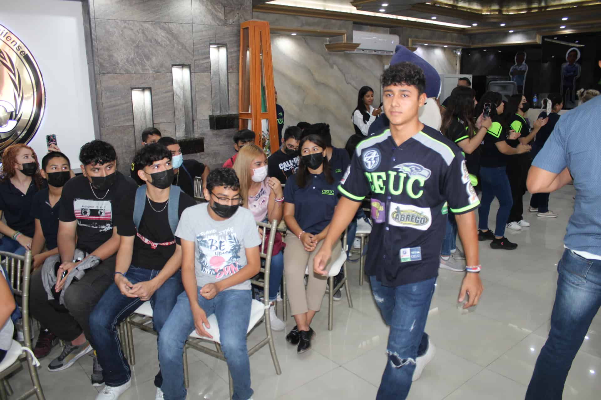 El Domingo reciben a los Bravos de Sabinas