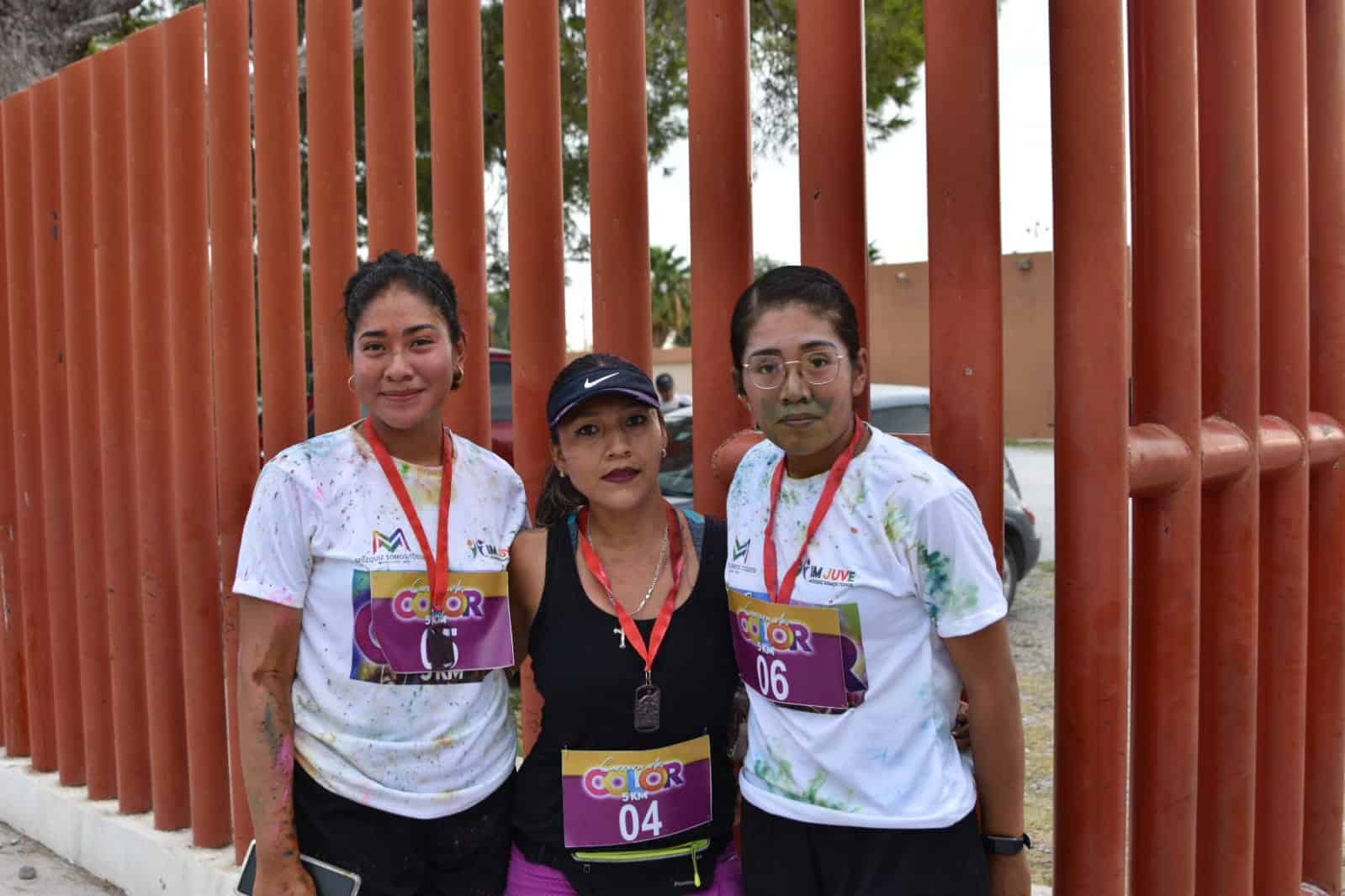 JÓVENES DE MÚZQUIZ VIVIERON CARRERA DE COLOR
