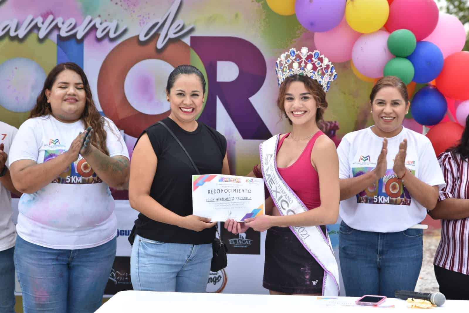 JÓVENES DE MÚZQUIZ VIVIERON CARRERA DE COLOR