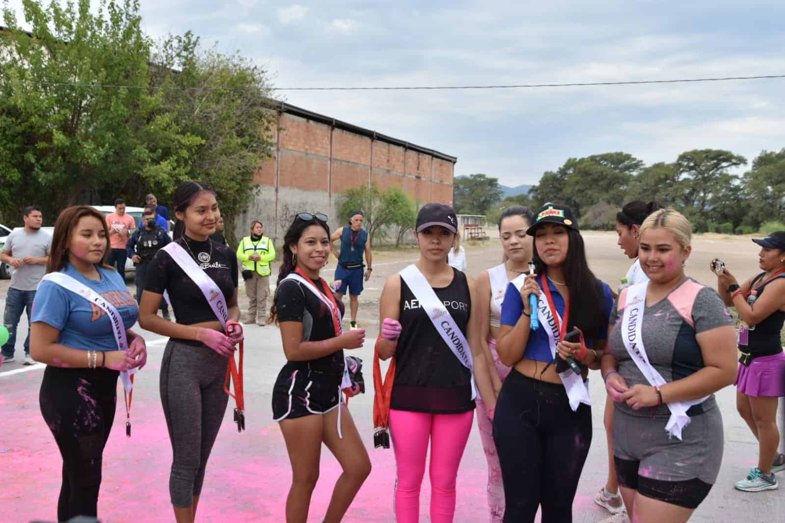 JÓVENES DE MÚZQUIZ VIVIERON CARRERA DE COLOR
