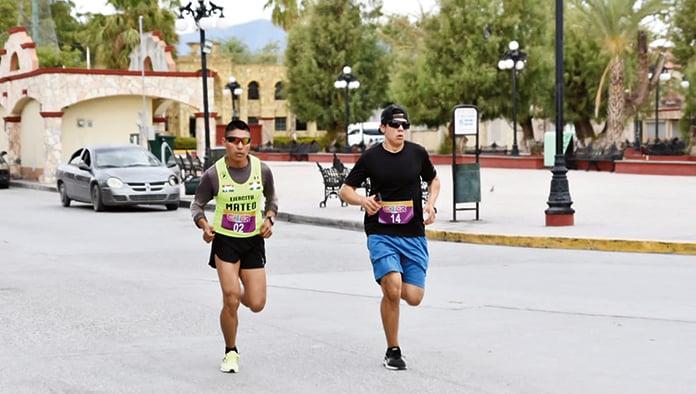 Múzquiz | Carrera de colores en el día de la juventud