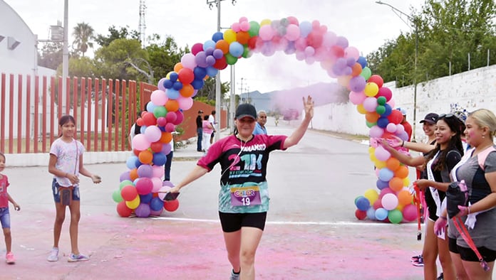 Múzquiz | Carrera de colores en el día de la juventud