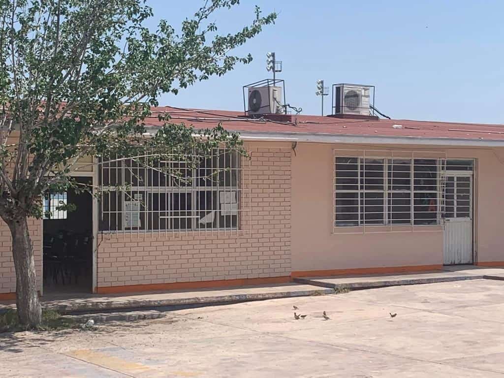 Dejan “ratas” sin luz la Ramón Guevara