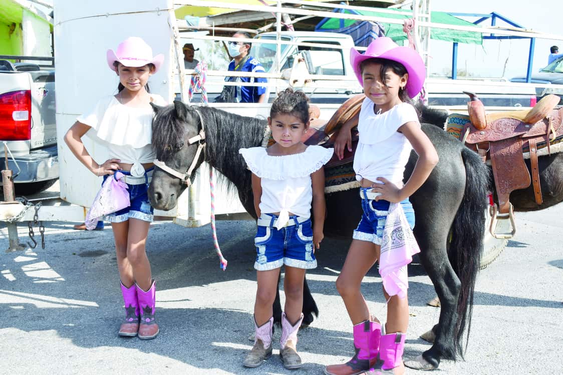Aniversario 333; Celebran con cabalgata un año más de Monclova