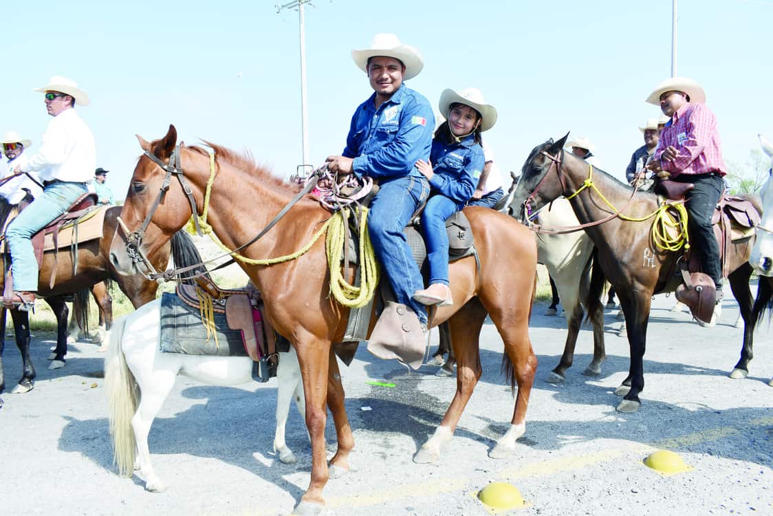 Aniversario 333; Celebran con cabalgata un año más de Monclova