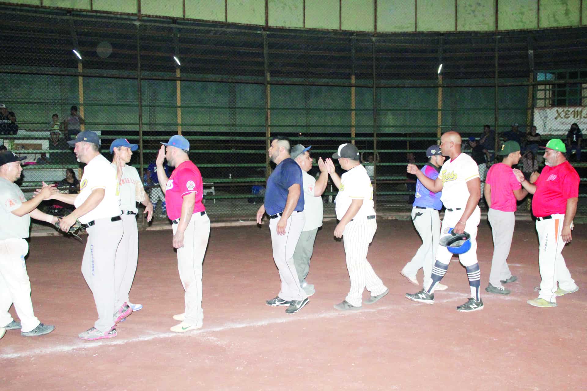 Toros eliminaron a los Ángeles, avanza a la gran final
