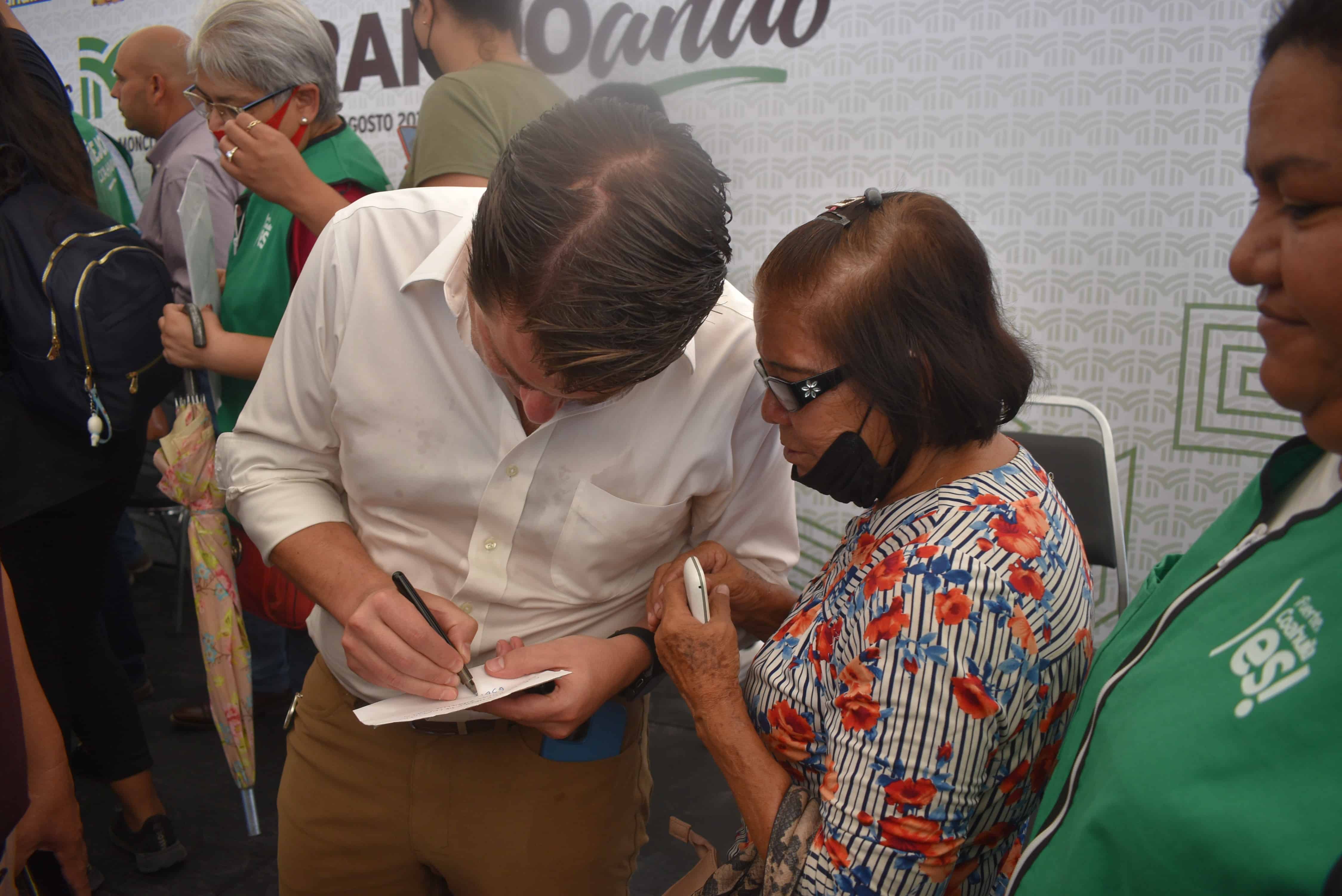 Llegan a las 12 mil escrituras elaboradas en la Región Centro.