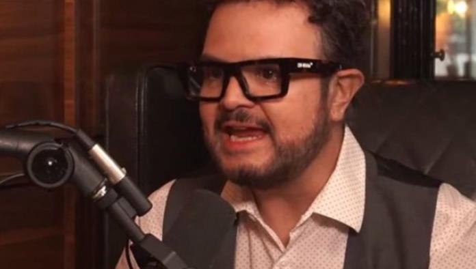 Aleks Syntek pide multar a negocios que pongan reggaetón