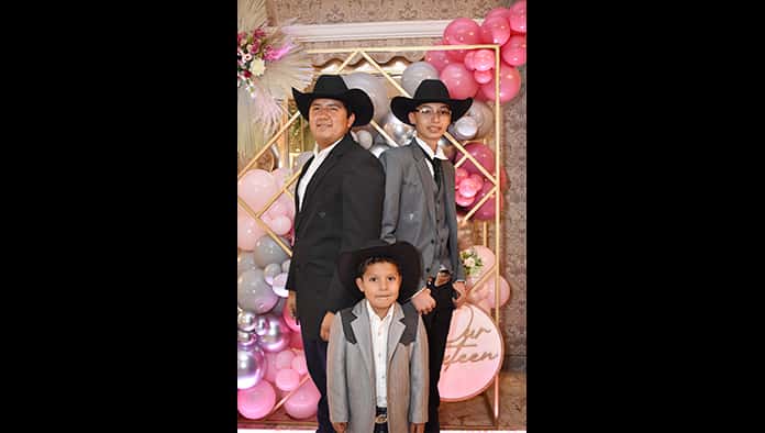Los 16 de Uriel