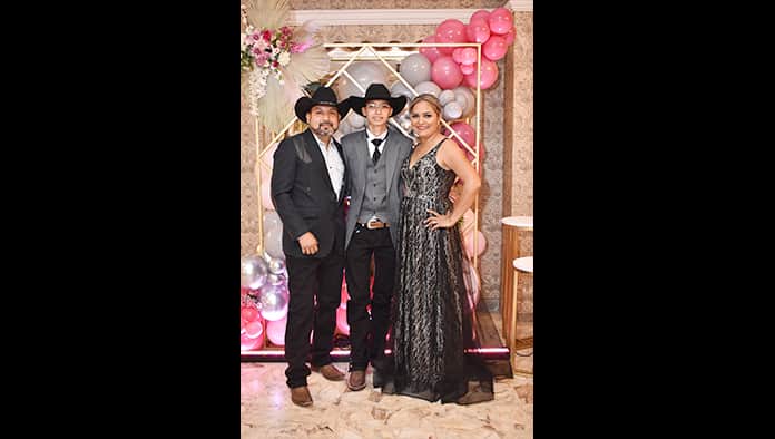 Los 16 de Uriel
