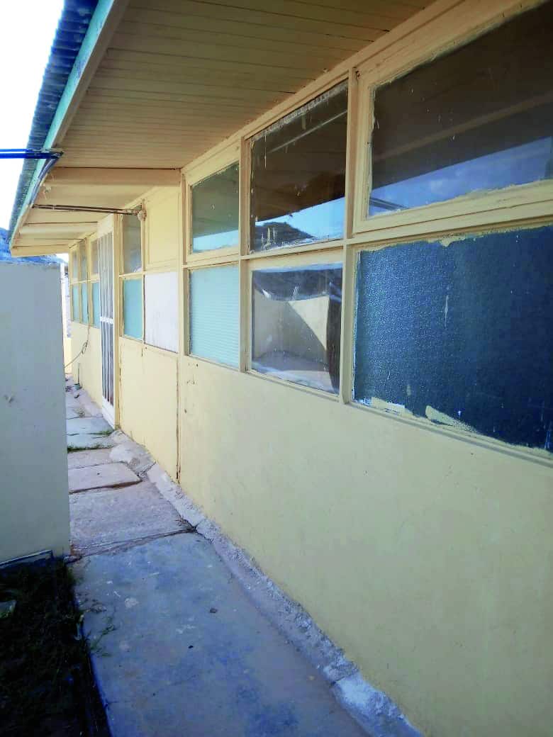 Rehabilita Beto Unidad Médica en Ejido Palomas