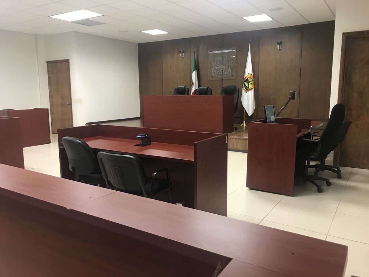 Dos denuncias por fraude en escrituras una civil y otra penal se han presentado por parte de notarios públicos que han sido víctimas de falsificación de documentos.