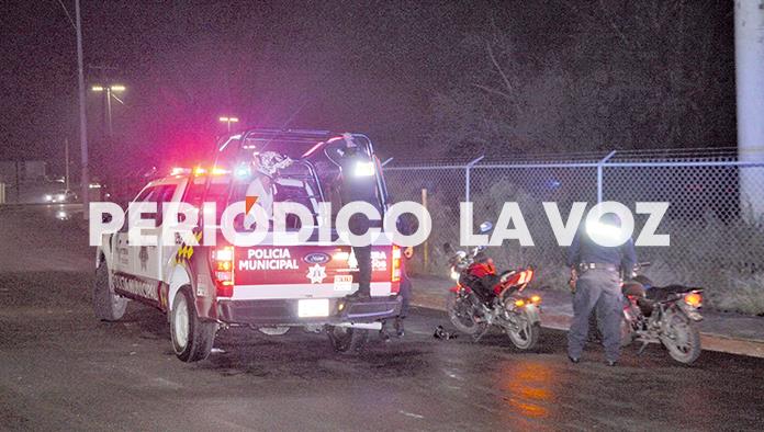 Desatan persecución jovencitos en moto