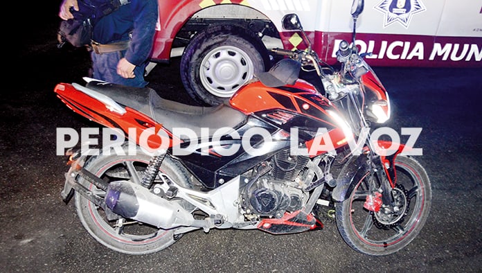 Desatan persecución jovencitos en moto