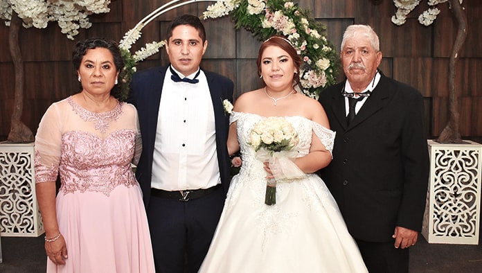 Leydy y Rolando son esposos