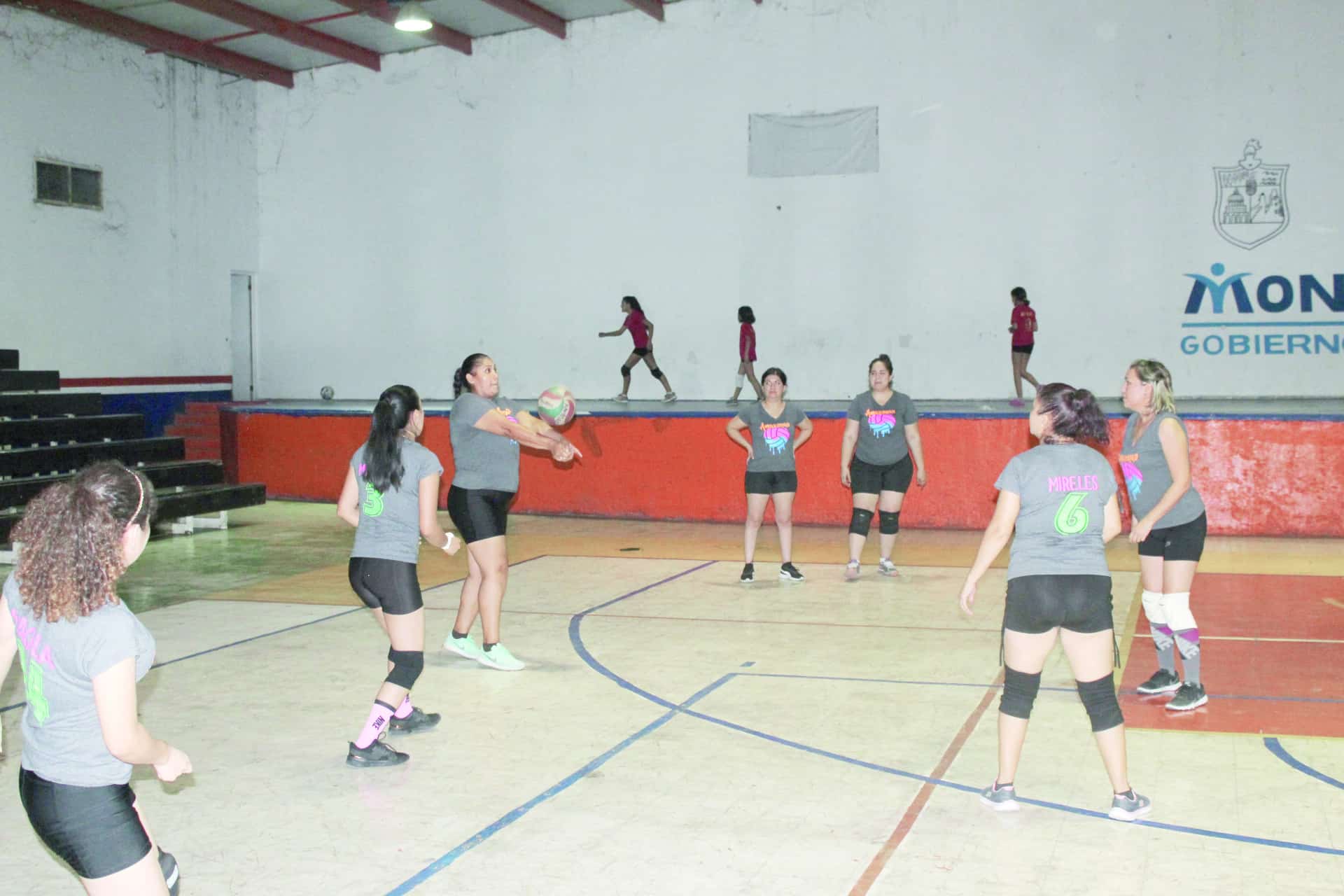 Reinas derrotó al Deportivo Fraire