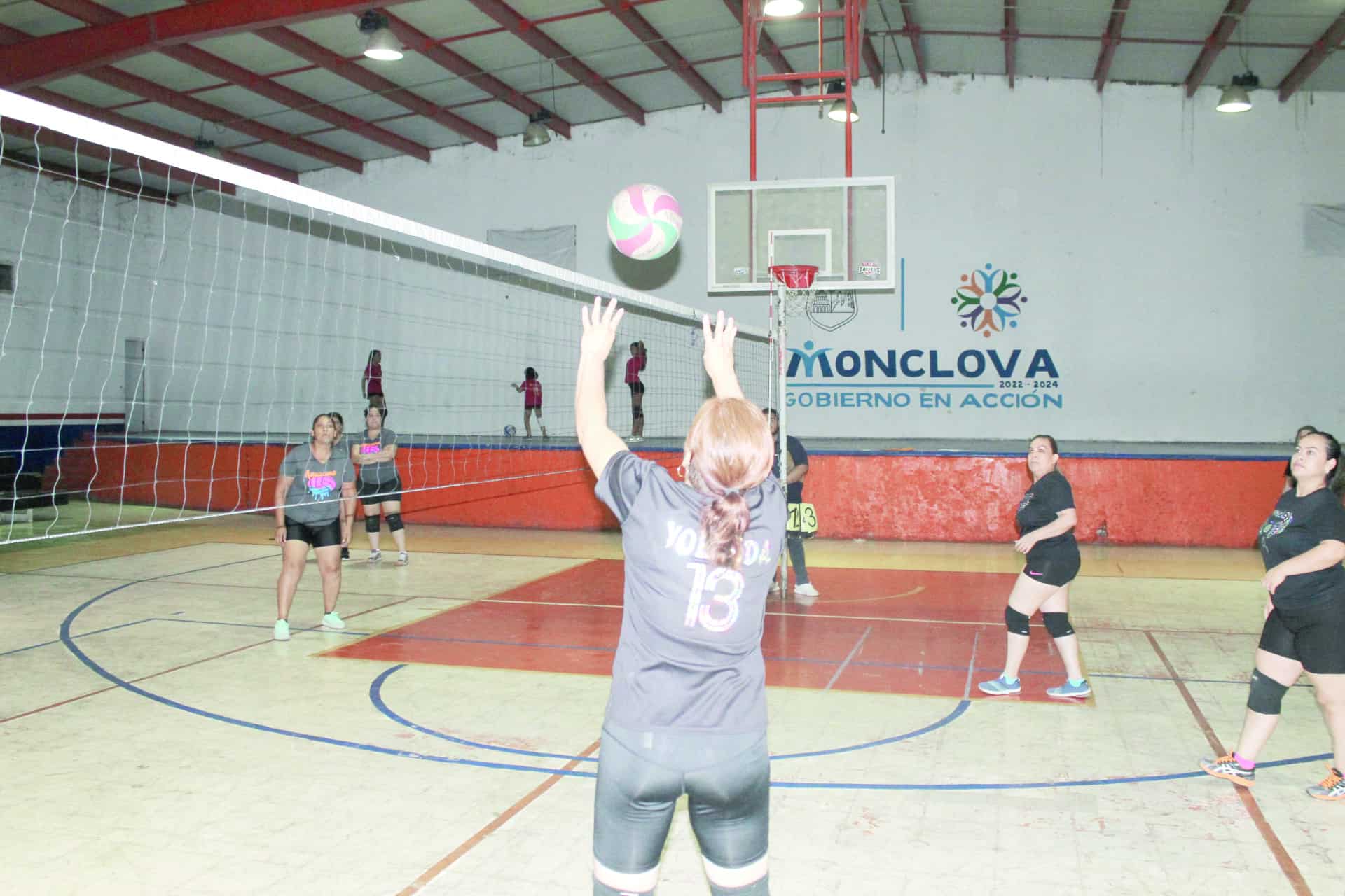 Reinas derrotó al Deportivo Fraire