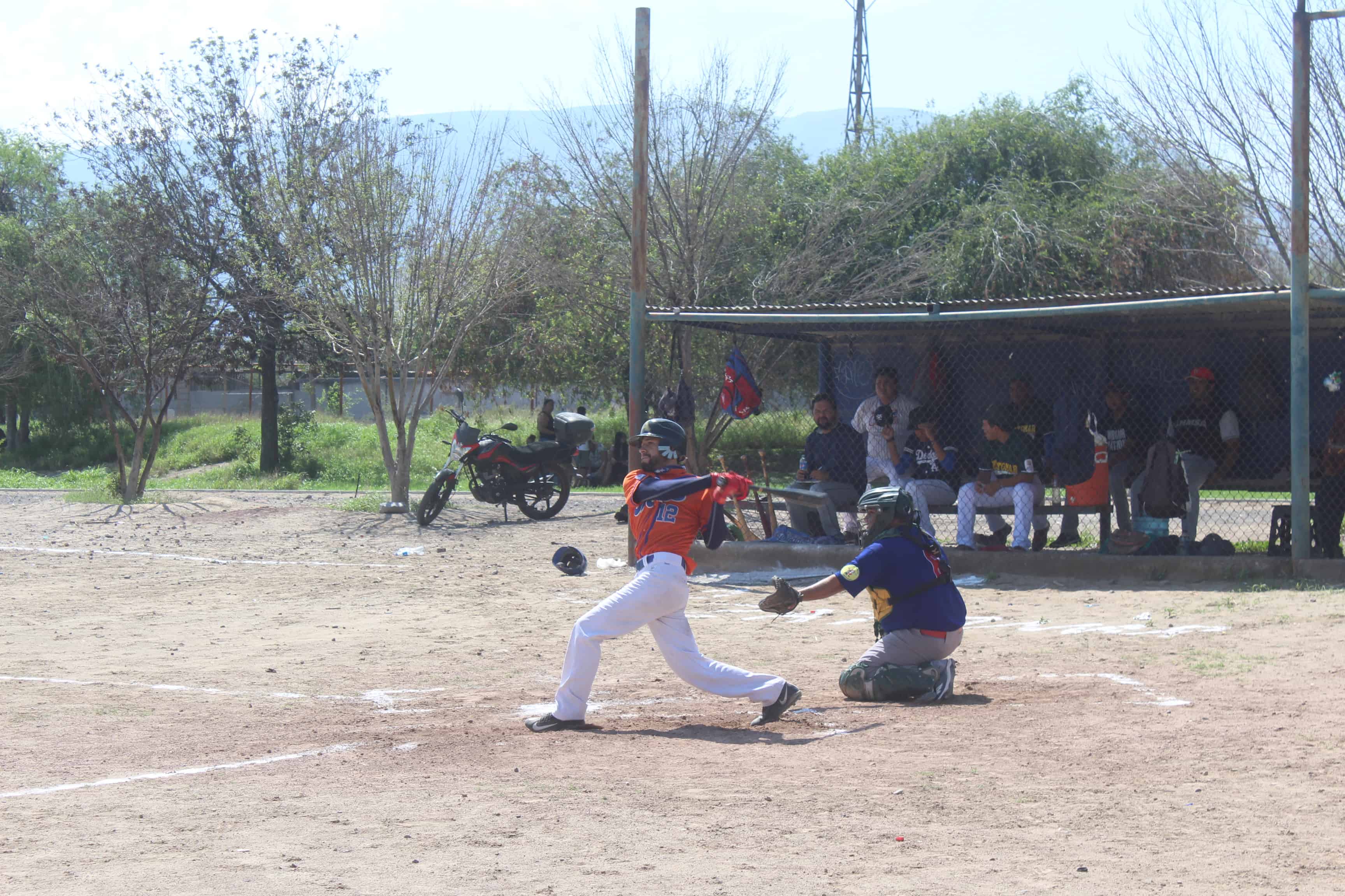 Dividen Zatomar y Mets