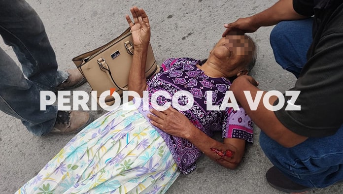 “Avienta” con moto adolescente a abuelita
