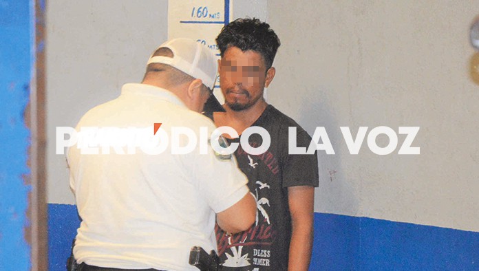 Vecinos les “funden” el vicio a drogadictos