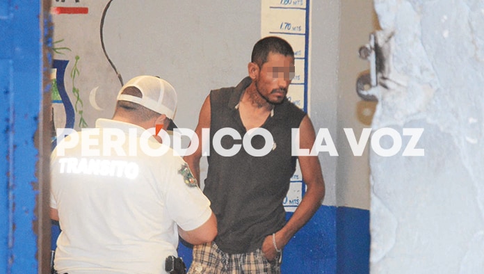 Vecinos les “funden” el vicio a drogadictos