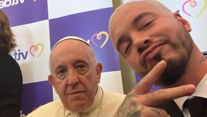 J Balvin visita el vaticano y se reúne con el Papa Francisco