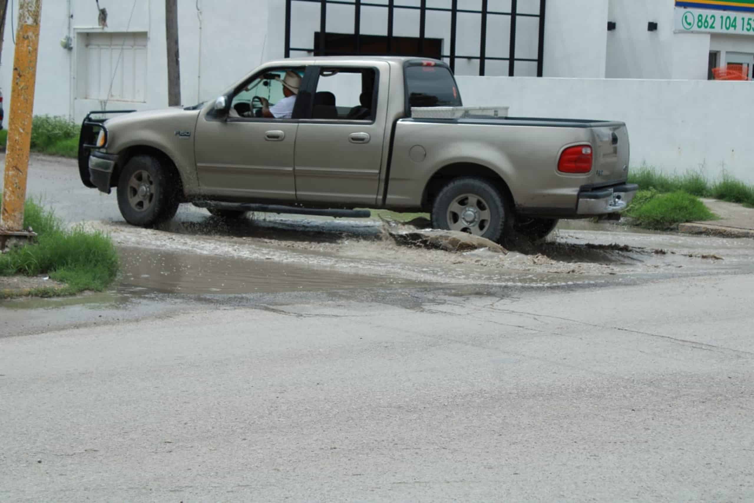 Impactan tormentas a vialidades; Aparecen nuevos baches