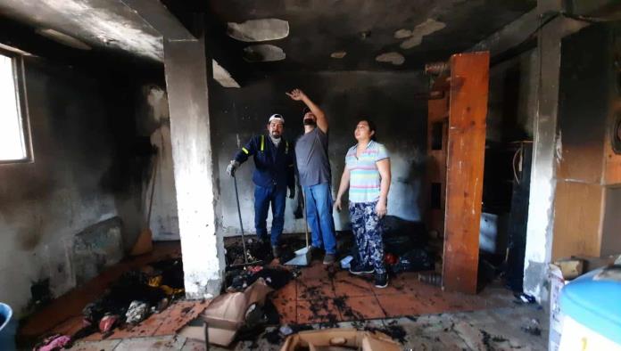 Los obliga fuego a comenzar de nuevo