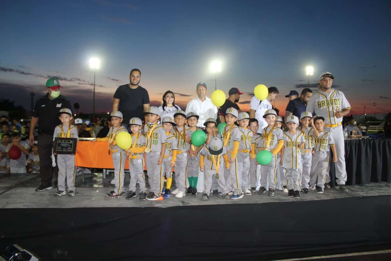 Inauguran Liga de béisbol Ribereña