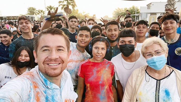 Festeja el CECyTEC con “The color run”